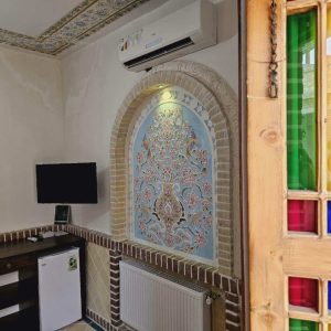 اقامتگاه بومگردی دیاوا اصفهان اتاق چهار تخته اقتصادی