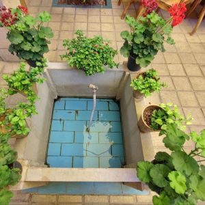 اقامتگاه بوم‌گردی عطاء الدوله شیراز فضای محوطه