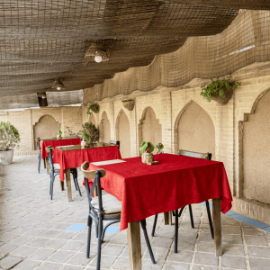 اقامتگاه سنتی آبان شیراز کافی‌شاپ