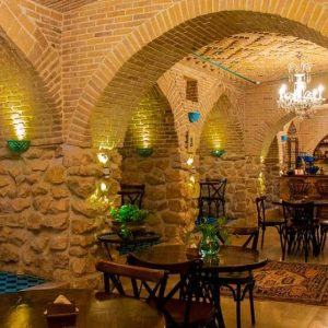 اقامتگاه سنتی آلان شیراز رستوران