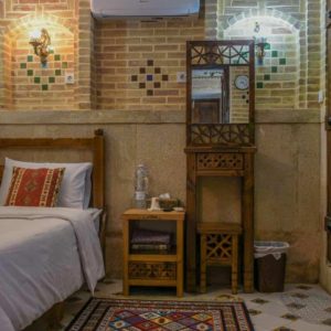 اقامتگاه سنتی تابش شیراز اتاق یک تخته دلنواز 1