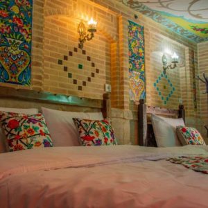 اقامتگاه سنتی تابش شیراز اتاق سه تخته دلگشا 3