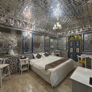 اقامتگاه سنتی راد شیراز اتاق تچر