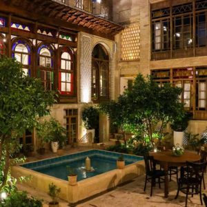 اقامتگاه سنتی راوی شیراز فضای داخلی اقامتگاه