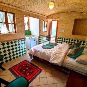 اقامتگاه سنتی سران شیراز اتاق گل مرغ 3