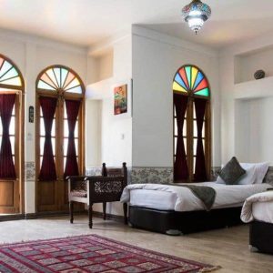 اقامتگاه سنتی عتیق اصفهان اتاق چهار تخته 1