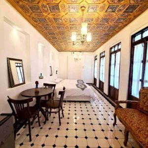 عمارت امیریه شیراز اتاق سه تخته 2