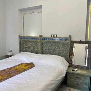 اقامتگاه سنتی جمشیدیه شیراز فضای داخلی اتاق‌ها