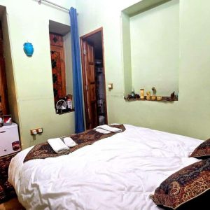 اقامتگاه سنتی عمارت جهانشاهی شیراز اتاق چهارنگار