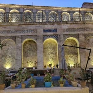 اقامتگاه سنتی عمارت جهانشاهی شیراز فضای داخلی