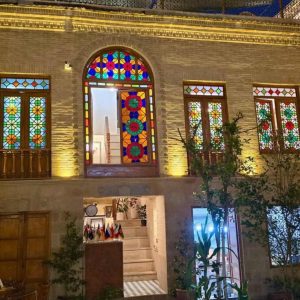 اقامتگاه سنتی عمارت جهانشاهی شیراز فضای داخلی