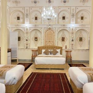 اقامتگاه سنتی عمارت خاتم اصفهان اتاق میترا 3