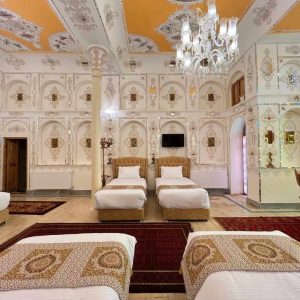 اقامتگاه سنتی عمارت خاتم اصفهان اتاق میترا 6