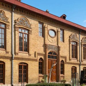 اقامتگاه سنتی نظامیه تهران نمای بیرونی 2