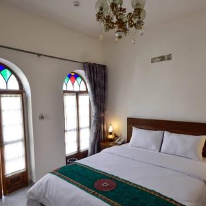 اقامتگاه سنتی هزار و یک شب چهار باغ اصفهان اتاق دو تخته دابل سپاهان