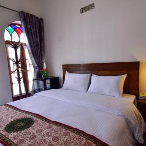 اقامتگاه سنتی هزار و یک شب چهار باغ اصفهان اتاق دو تخته دابل صفاهان