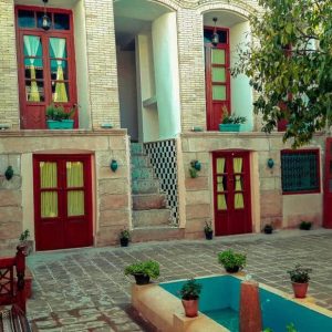 اقامتگاه سنتی پیرسوک شیراز فضای داخلی اقامتگاه 3