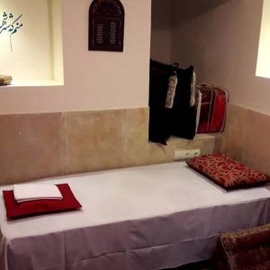 اقامتگاه سنتی پیرسوک شیراز اتاق یک تخته
