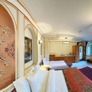 اقامتگاه سنتی خانه کشیش اصفهان اتاق سه تخته خیام
