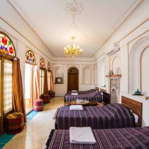 هتل سنتی کیانپور اصفهان اتاق فراغتخانه