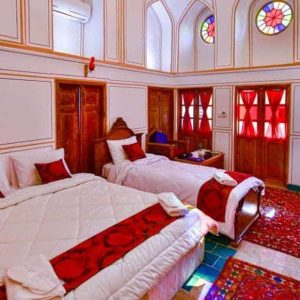 اقامتگاه سنتی یاس اصفهان اتاق سه تخته شاه پسند
