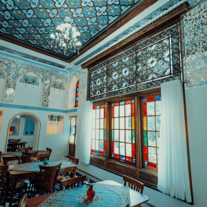 بوتیک هتل سنتی آناهید شیراز کافی‌شاپ