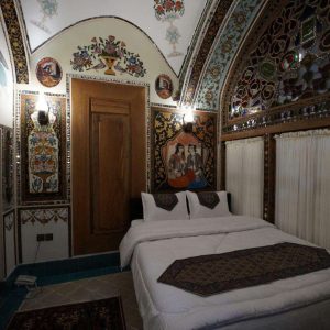 اقامتگاه سنتی شیخ لطف الله اصفهان اتاق شاه نشین