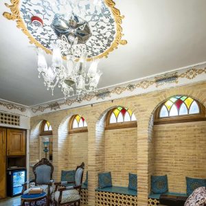 اقامتگاه سنتی قصر منشی اصفهان اتاق قجر