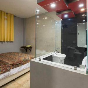 خانه مسافر رگ راگ اصفهان فضای داخلی اتاق‌ها ۱