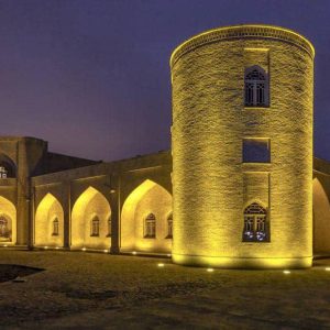 مجتمع گردشگری کاروانسرای یام مرند نمای بیرونی 2