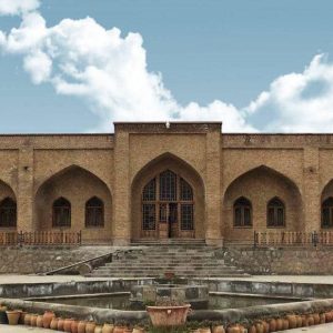 مجتمع گردشگری کاروانسرای یام مرند نمای بیرونی 1