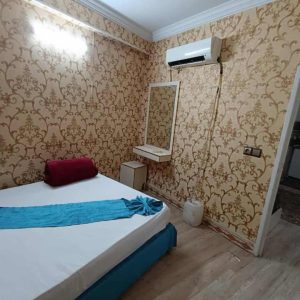 مهمانسرا اخوی زاده مشهد فضای داخلی اتاق‌ها