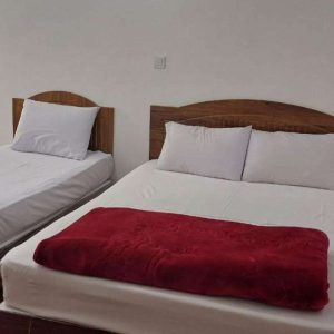 مهمانسرا ایرانیان تهران اتاق سه تخته 2