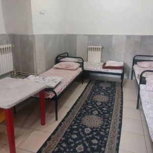 مهمانسرا نادر تهران اتاق چهار تخته 1