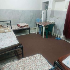 مهمانسرا نادر تهران اتاق چهار تخته 2