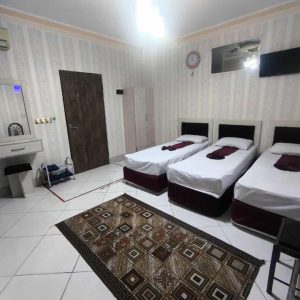 مهمانسرا نیک داد مشهد اتاق سه تخته