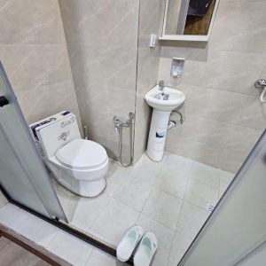 مهمانسرا همایون تهران اتاق چهار تخته