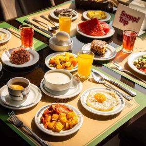 هتل آرامیس تهران سالن صبحانه