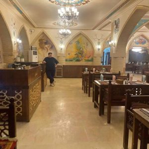 هتل آریانا شیراز رستوران سنتی