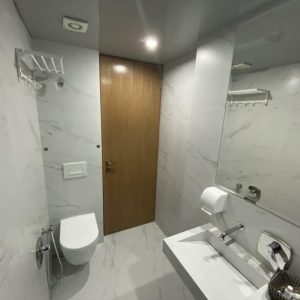 هتل آوات اصفهان سرویس بهداشتی اتاق‌ها 1