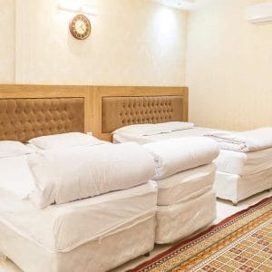 هتل آپارتمان بهزاد مشهد اتاق چهار تخته 1