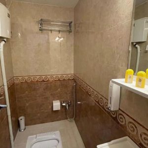 هتل آپارتمان پارادایس مشهد سرویس بهداشتی اتاق‌ها