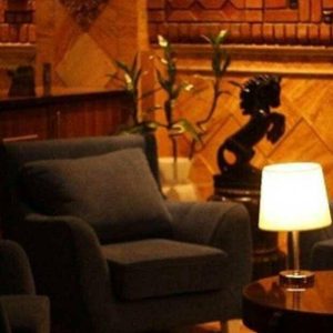 هتل آپارتمان پارس تهران لابی