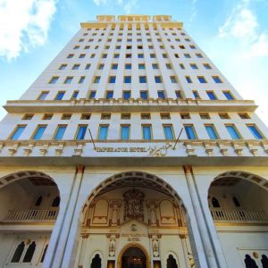 هتل امپراطور مشهد نمای بیرونی