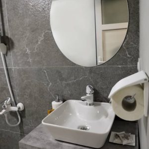 هتل ایران زمین تهران سرویس بهداشتی اتاق‌ها