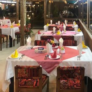 هتل بلوط تهران خانه کباب 2