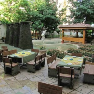 هتل تهران مشهد فضای سبز هتل 3
