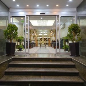 هتل حافظ شیراز فضای بیرونی هتل
