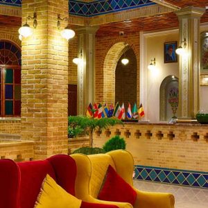 هتل سنتی درباری شیراز فضای داخلی هتل 5