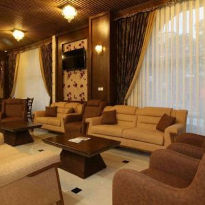 هتل سی و سه پل مشهد لابی